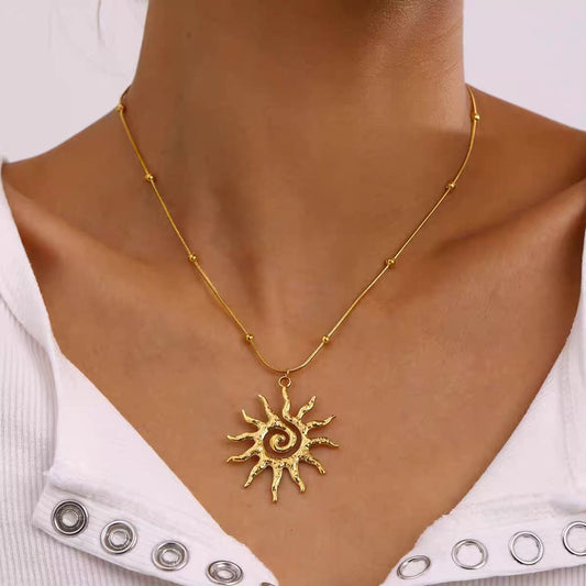 Helio Necklace