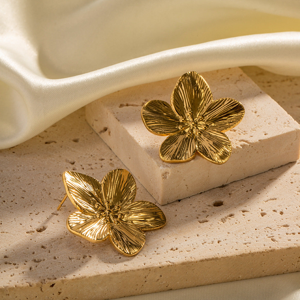 PE007 Big Flowers Earings